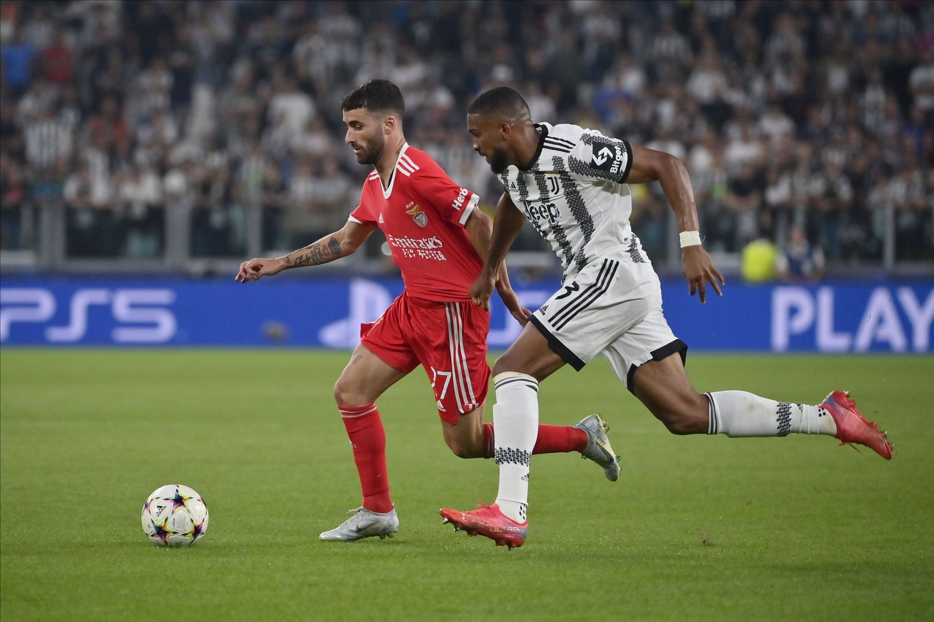 Juventus v SLB Group H - UEFA Champions League
